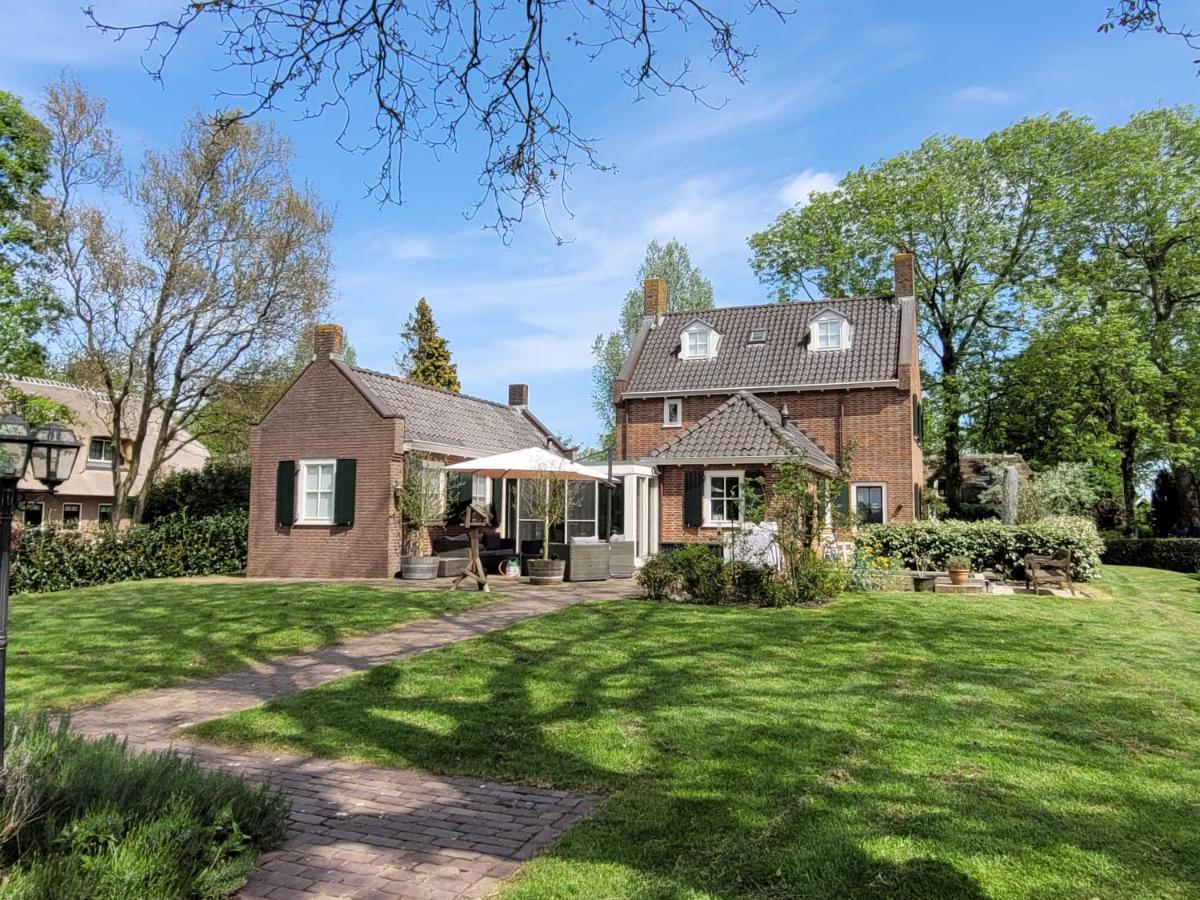 B&B Villa Giethoorn - Canalview, Privacy & Parking Eksteriør bilde