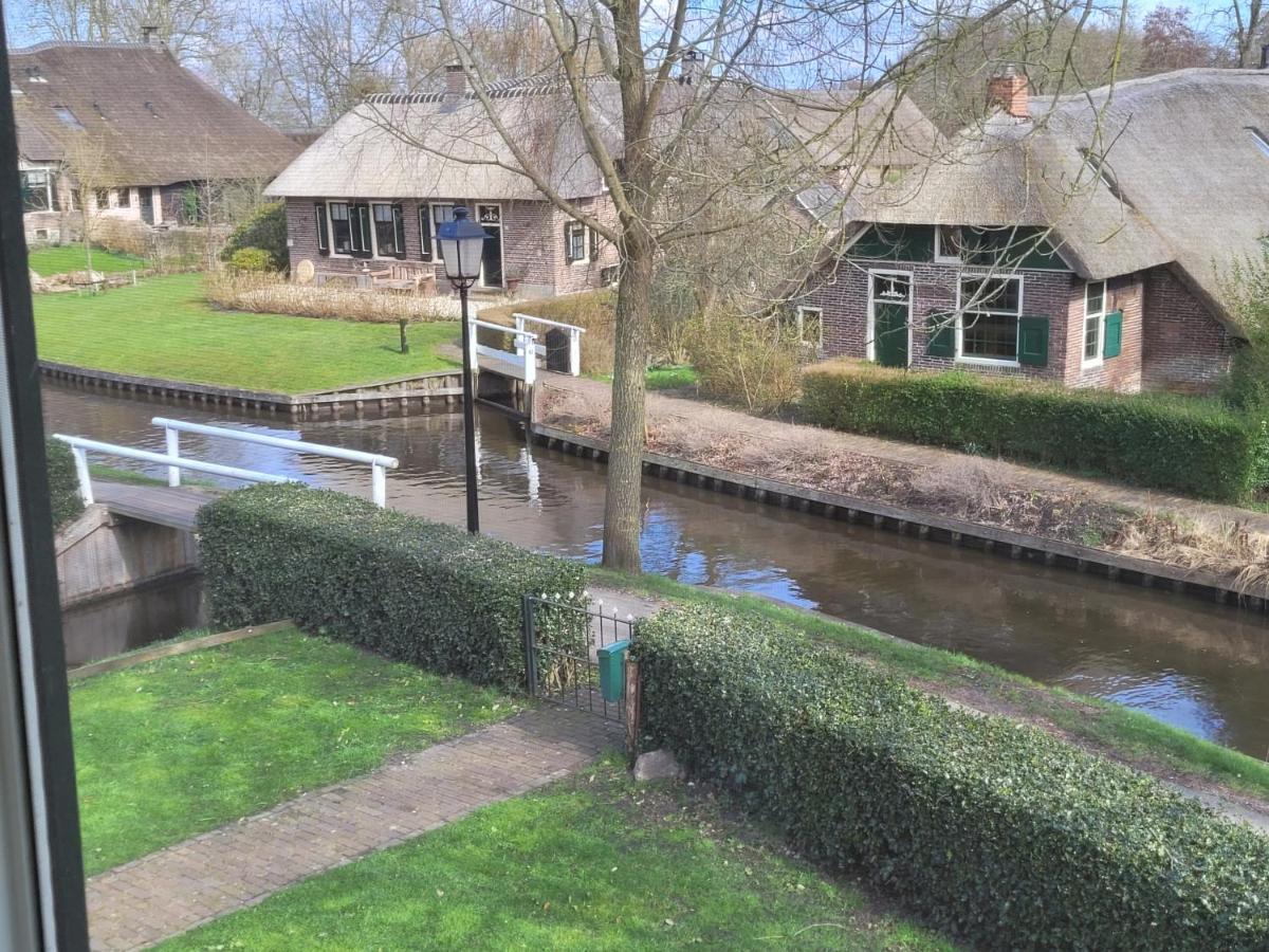 B&B Villa Giethoorn - Canalview, Privacy & Parking Eksteriør bilde