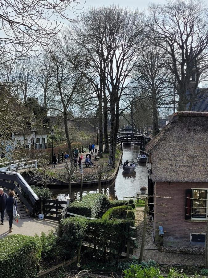 B&B Villa Giethoorn - Canalview, Privacy & Parking Eksteriør bilde